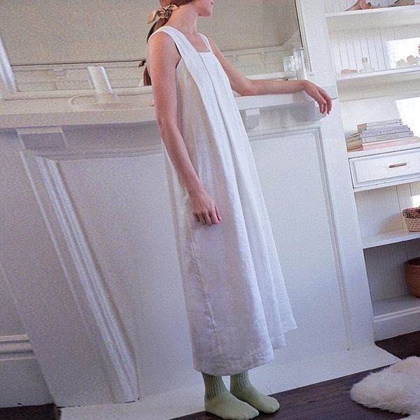 casual dresses women summer sleeveless solid maxi beach french style dress retro spring square collar sling cotton linen long, Black;gray
casual dresses women summer sleeveless solid maxi beach french style dress retro spring square collar sling cotton linen long, Black;gray