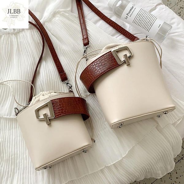 fashion buckets bag for women designer wide handle handbags luxury alligator pu leather shoulder crossbody bag lady tote purses
fashion buckets bag for women designer wide handle handbags luxury alligator pu leather shoulder crossbody bag lady tote purses