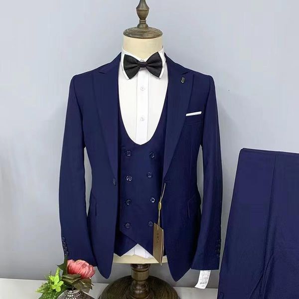 men's suits & blazers blue luxury party stage groomsmen costume homme mariage dress prom tuxedo 3 piece set wedding suit for men 2021, White;black
men's suits & blazers blue luxury party stage groomsmen costume homme mariage dress prom tuxedo 3 piece set wedding suit for men 2021, White;black