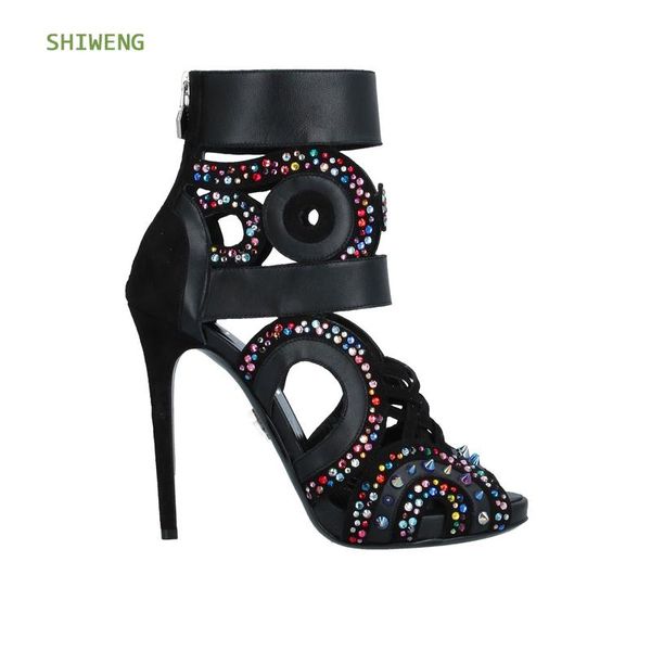 sandals 2021 summer crystal decoration high heel boots women rivet thin gladiator ladies shoes black size 35-44
sandals 2021 summer crystal decoration high heel boots women rivet thin gladiator ladies shoes black size 35-44