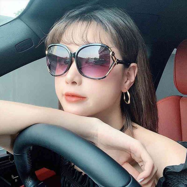sunglasses camellia hollow dot paint rose sunglasses trendy wild big frame, White;black
sunglasses camellia hollow dot paint rose sunglasses trendy wild big frame, White;black
