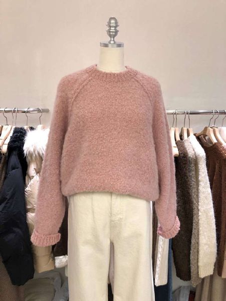 south korea dongdamen 2020 autumn and winter new lazy style round neck pullover loose long sleeve t-shirt women's sweater, White;black
south korea dongdamen 2020 autumn and winter new lazy style round neck pullover loose long sleeve t-shirt women's sweater, White;black
