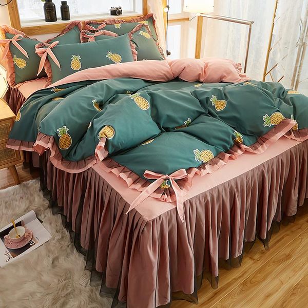 pineapple bedding set full king bedspread princess duvet cover set pillowcase girls lace pink bed skirt luxury bedclothes
pineapple bedding set full king bedspread princess duvet cover set pillowcase girls lace pink bed skirt luxury bedclothes