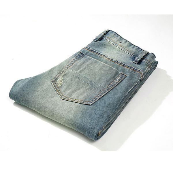 2021 new ripped straight classical denim fashion cowboy light blue washed men wzaa
2021 new ripped straight classical denim fashion cowboy light blue washed men wzaa