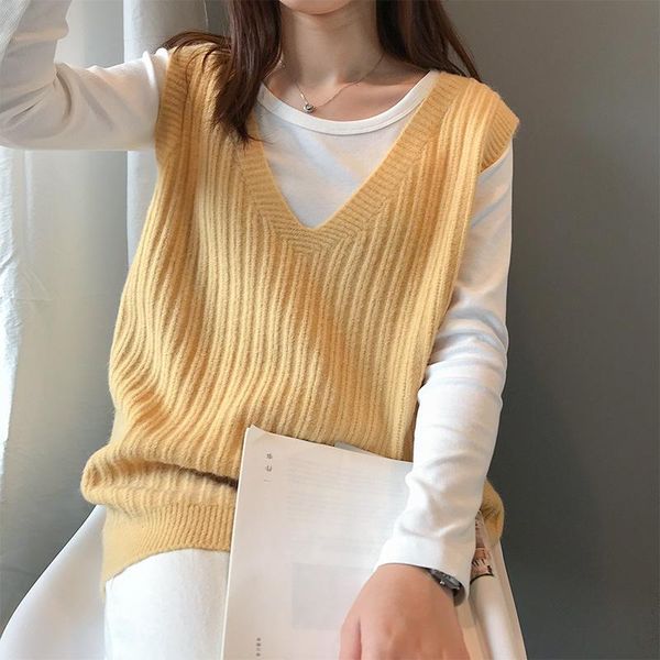 women's vests 2021apperloth a the korean version of loose v collar wool vest sleeveless shoulder knitted fashion, Black;white
women's vests 2021apperloth a the korean version of loose v collar wool vest sleeveless shoulder knitted fashion, Black;white
