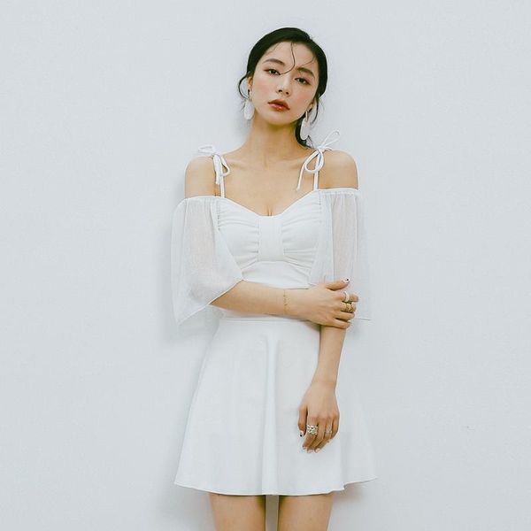 one-piece suits summer one piece swimsuit ruffle short sleeve swimwear bandage bathing suit push up beachwear pad korea style swimdress
one-piece suits summer one piece swimsuit ruffle short sleeve swimwear bandage bathing suit push up beachwear pad korea style swimdress