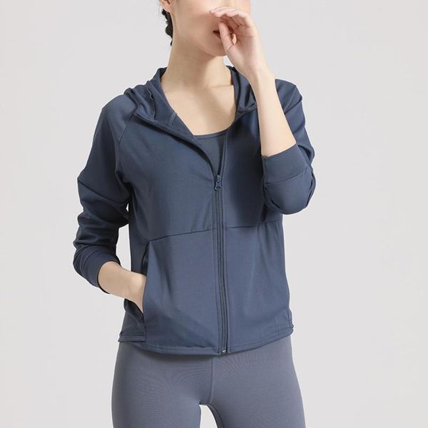 running jackets women's thin jacket tight yoga clothes long sleeve with zipper coat winter sport female sports hoodies, Black;red
running jackets women's thin jacket tight yoga clothes long sleeve with zipper coat winter sport female sports hoodies, Black;red