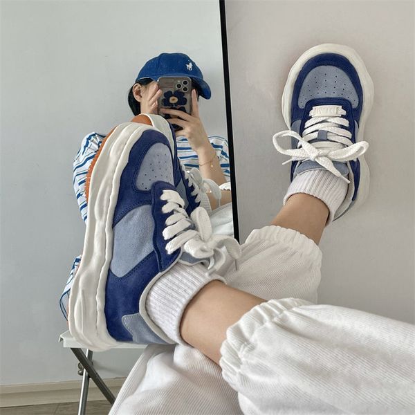 sports running shoes female korean ins hit color classic retro wild breathable dissolving thick-soled catwalk daddy
sports running shoes female korean ins hit color classic retro wild breathable dissolving thick-soled catwalk daddy