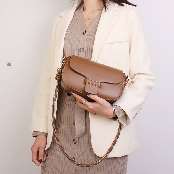 luxury designer handbag simple solid leather women's shoulder messenger bag purses and handbags sac a main mochila c0225
luxury designer handbag simple solid leather women's shoulder messenger bag purses and handbags sac a main mochila c0225