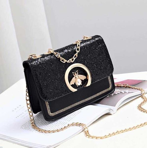 texture small square bag girly autumn/winter 2021 one-shoulder menger broadband female bags
texture small square bag girly autumn/winter 2021 one-shoulder menger broadband female bags