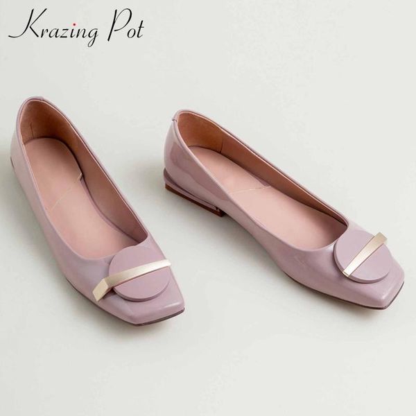 dress shoes krazing pot soft full grain leather leisure loafers metal decorations slip on square toe women fashion solid pumps l12, Black
dress shoes krazing pot soft full grain leather leisure loafers metal decorations slip on square toe women fashion solid pumps l12, Black