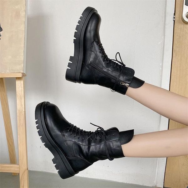 boots spring 2021 thick heel short british female knight medium soled motorcycle, Black
boots spring 2021 thick heel short british female knight medium soled motorcycle, Black