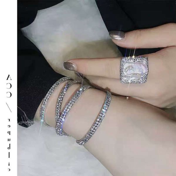 hbp fashion luxurious exaggeration square micro inlaid zircon net red trampoline versatile temperament flash index finger ring female, Silver
hbp fashion luxurious exaggeration square micro inlaid zircon net red trampoline versatile temperament flash index finger ring female, Silver