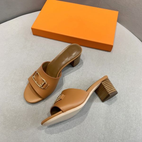 2021 designer casual slippers for men and women, summer beach slides, women's sandals, with boxes, wholesale, Black
2021 designer casual slippers for men and women, summer beach slides, women's sandals, with boxes, wholesale, Black