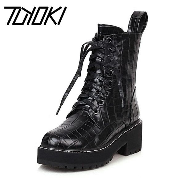 boots tuyoki size 34-43 women ankle thick bottom winter shoes fashion cool short daily footwear, Black
boots tuyoki size 34-43 women ankle thick bottom winter shoes fashion cool short daily footwear, Black