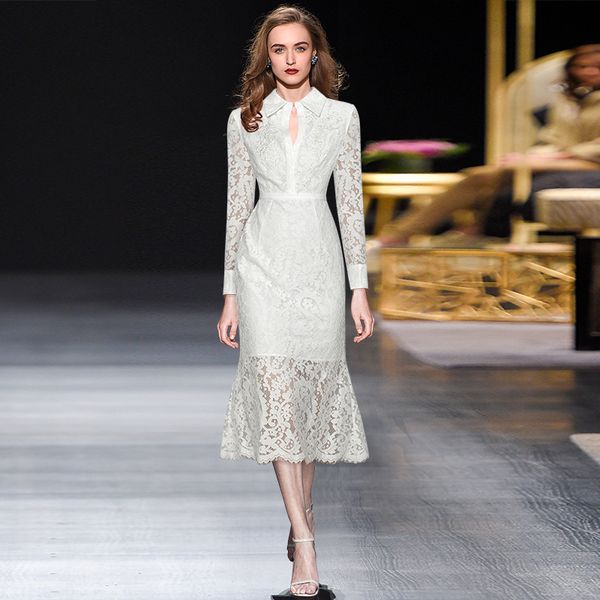 lapel hollow long-sleeved lace embroidery flower waist sheath princess style dress elegant dress 2021 autumn new, Black;gray
lapel hollow long-sleeved lace embroidery flower waist sheath princess style dress elegant dress 2021 autumn new, Black;gray