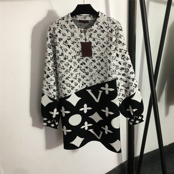 winter women warm sweater dress color blocking old flower letter printing sweatshirts knitted round neck dresses, White;black
winter women warm sweater dress color blocking old flower letter printing sweatshirts knitted round neck dresses, White;black