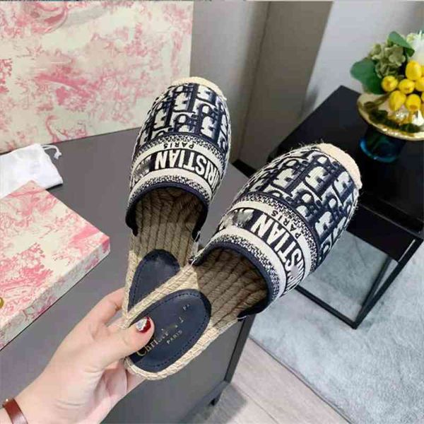 family embroidered fisherman's shoes 2021 new summer laohua baotou slippers women's flat breathable hemp rope bottom half trailer, Black
family embroidered fisherman's shoes 2021 new summer laohua baotou slippers women's flat breathable hemp rope bottom half trailer, Black