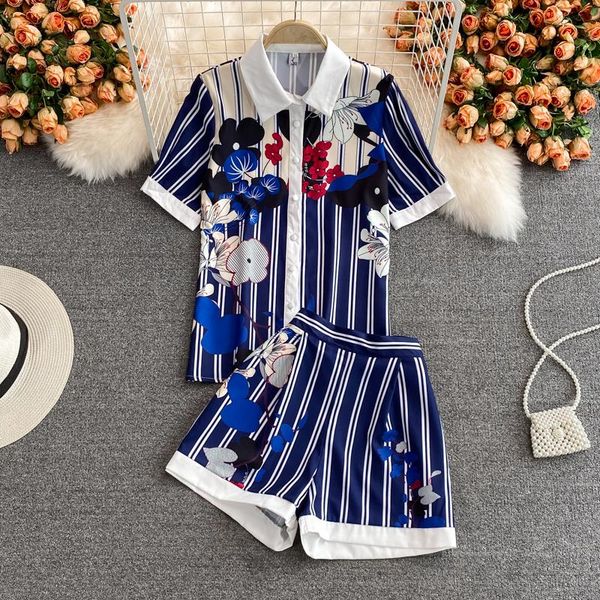 women's tracksuits summer runway 2 piece set women short sleeve stripe print blouse and high waist shorts suit office lady casual outfi, Gray
women's tracksuits summer runway 2 piece set women short sleeve stripe print blouse and high waist shorts suit office lady casual outfi, Gray