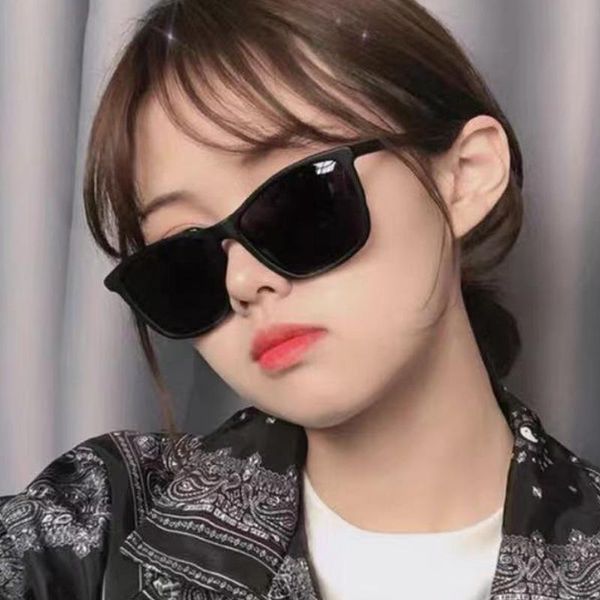 sunglasses 2021 big frame square woman men fashion luxury design sun glasses classic brand trend plastic eyewear uv400, White;black
sunglasses 2021 big frame square woman men fashion luxury design sun glasses classic brand trend plastic eyewear uv400, White;black