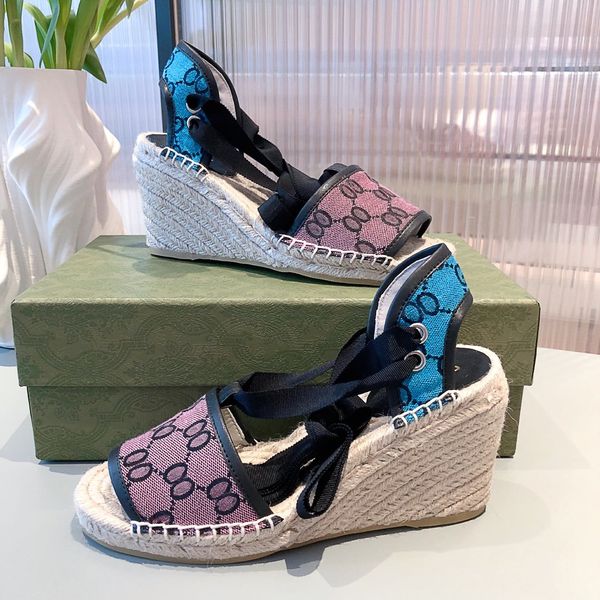 2021ss selling luxury leisure women sandals high heels shoes real leather womens shoes size 35-40 designer quality slides shoes, Black
2021ss selling luxury leisure women sandals high heels shoes real leather womens shoes size 35-40 designer quality slides shoes, Black