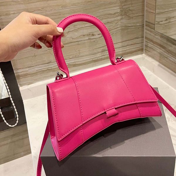 high-quality luxury designer bags and handbags famous classic women's bag, large-capacity shoulder bags, multi-functional daytime clutc
high-quality luxury designer bags and handbags famous classic women's bag, large-capacity shoulder bags, multi-functional daytime clutc
