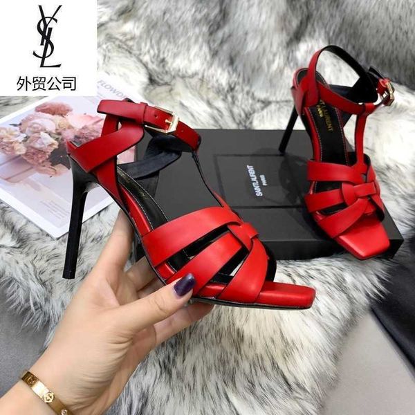 slippers heels men slides designer sandals luxury mules women pumps loafers high ballerinas sneakers dress shoes p2ys, Black;white
slippers heels men slides designer sandals luxury mules women pumps loafers high ballerinas sneakers dress shoes p2ys, Black;white