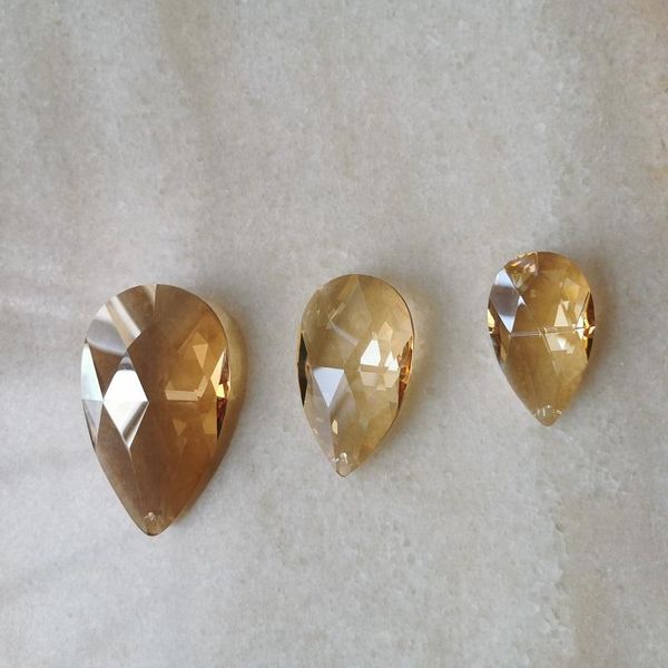 10pcs/lot 38/50/63/76mm machine grinding amber anastomose crystal pendant prism ornament glass beads chandelier crystal
10pcs/lot 38/50/63/76mm machine grinding amber anastomose crystal pendant prism ornament glass beads chandelier crystal