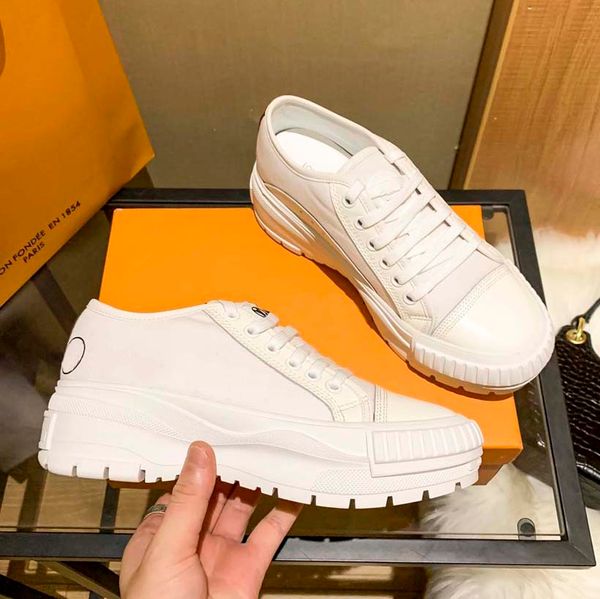 casual wedge platform shoe women travel leather lace-up sneaker fashion lady designer running trainers letters woman sport canvas shoe with, Black
casual wedge platform shoe women travel leather lace-up sneaker fashion lady designer running trainers letters woman sport canvas shoe with, Black