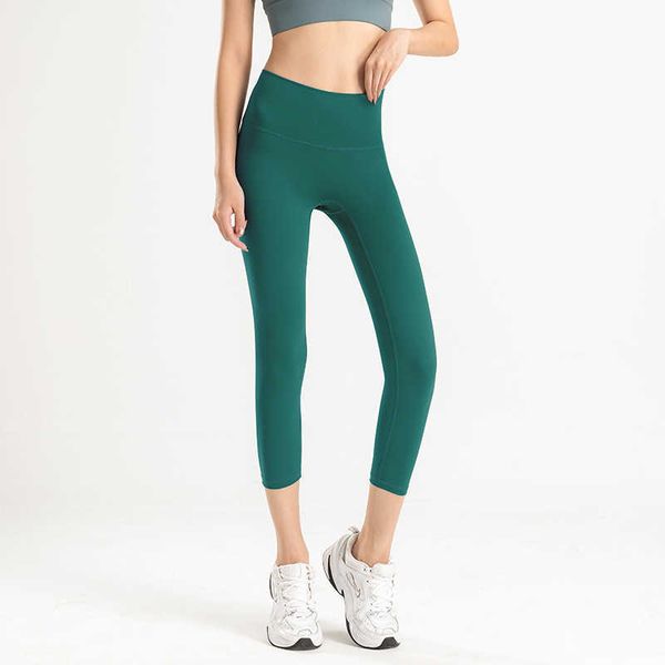 sense quick naked drying sports capris yoga pants women's hip suit high waist fitness pants, Black;white
sense quick naked drying sports capris yoga pants women's hip suit high waist fitness pants, Black;white