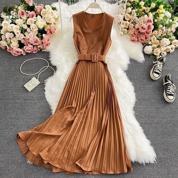 dresses ol fashion a line high waist v neck sleeveless pleated dress women belt slim temperament big swing vintage vestido 210610, Black;gray
dresses ol fashion a line high waist v neck sleeveless pleated dress women belt slim temperament big swing vintage vestido 210610, Black;gray