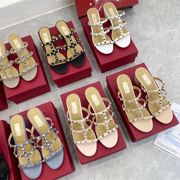 luxury dress shoes fairy roman rivet high thick sandals 2021 summer middle heels fashion versatile women's sho, Black
luxury dress shoes fairy roman rivet high thick sandals 2021 summer middle heels fashion versatile women's sho, Black