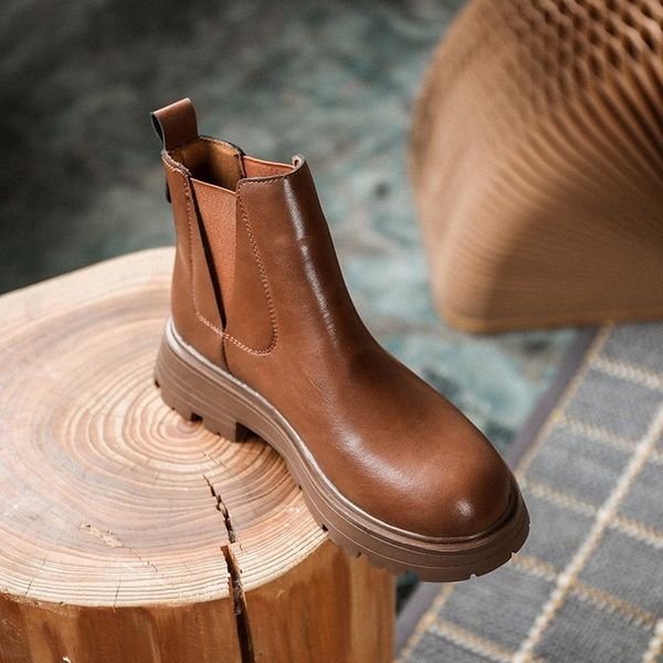 autumn and winter 2021 chelsea short women's chimney round head thick bottom english martin boots cover single boot, Black
autumn and winter 2021 chelsea short women's chimney round head thick bottom english martin boots cover single boot, Black