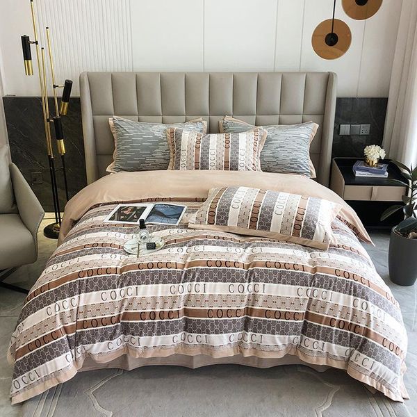 bedding sets nordic style milk velvet four-piece winter thick crystal sheet flannel duvet cover double-sided
bedding sets nordic style milk velvet four-piece winter thick crystal sheet flannel duvet cover double-sided