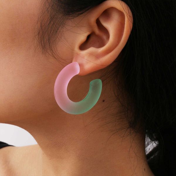 personalized creative jewelry fashion simple gradient national style acrylic earrings, Silver
personalized creative jewelry fashion simple gradient national style acrylic earrings, Silver