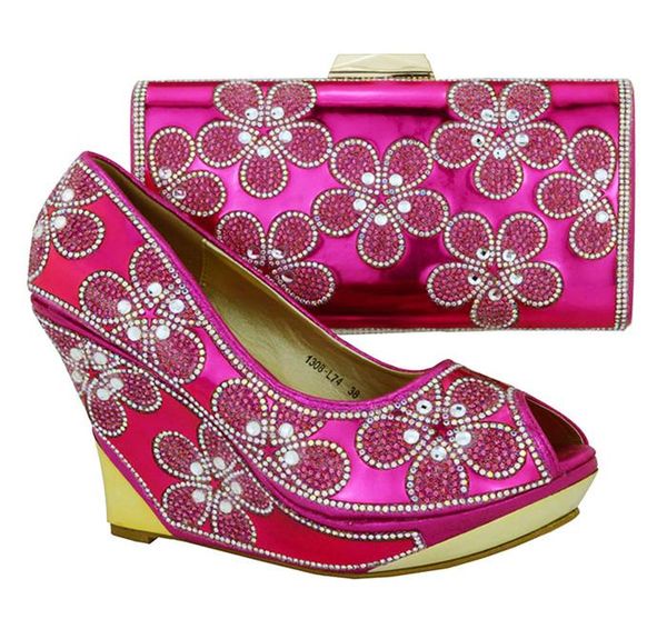 sandals wonderful fuchsia women pumps with nice rhinestome flower decoration african shoes and purse set 1308-l74,heel .5 cm, Black
sandals wonderful fuchsia women pumps with nice rhinestome flower decoration african shoes and purse set 1308-l74,heel .5 cm, Black