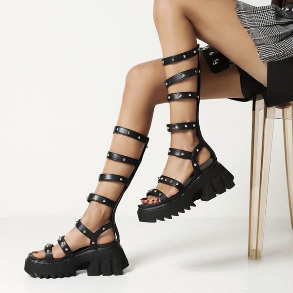 sandals rear zip-up cold boots 2021 summer layer cowhide + pig leather inner thick heel low roman shoe, Black
sandals rear zip-up cold boots 2021 summer layer cowhide + pig leather inner thick heel low roman shoe, Black