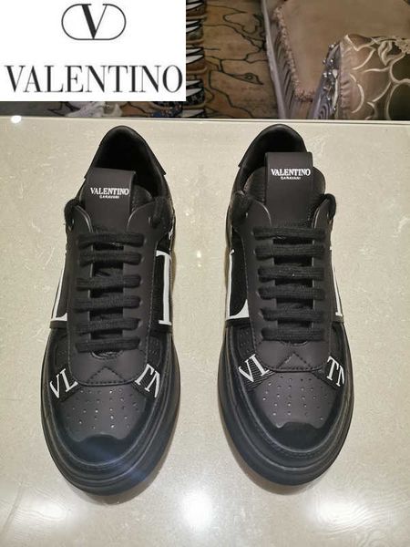 luxury brand women and men sneakers loafers boots moccasins buckles lace-ups dress shoes designer f241
luxury brand women and men sneakers loafers boots moccasins buckles lace-ups dress shoes designer f241