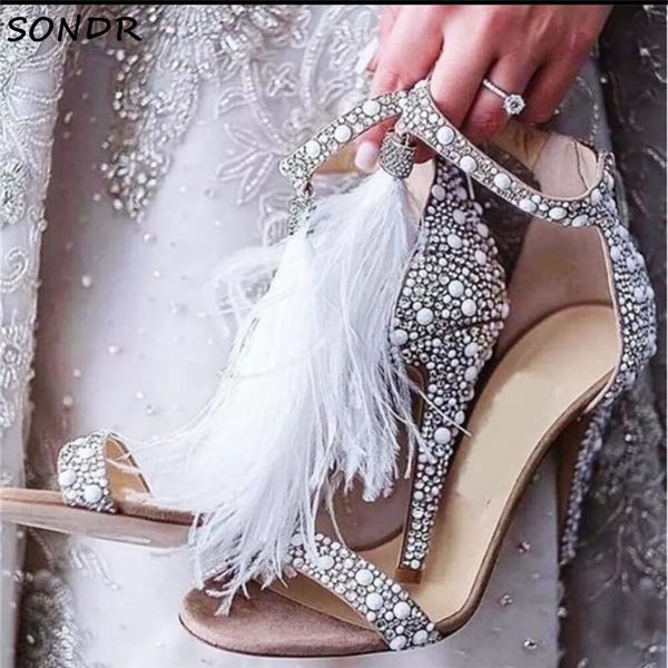 dress shoes 2021 fashion women feather pearl high heels sandals summer ladies crystal gladiator celebrity wedding strippers, Black
dress shoes 2021 fashion women feather pearl high heels sandals summer ladies crystal gladiator celebrity wedding strippers, Black