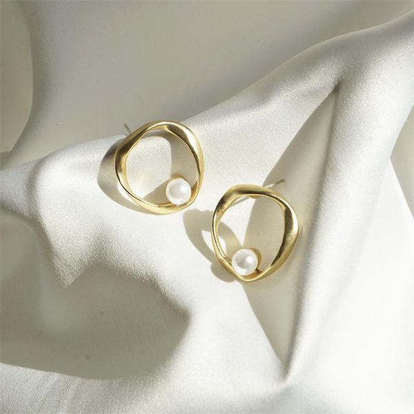 stud small pearl earring simple atmospheric female gentle personality joker eardrop geometric delicate earrin fashion ladies earrings, Golden;silver
stud small pearl earring simple atmospheric female gentle personality joker eardrop geometric delicate earrin fashion ladies earrings, Golden;silver