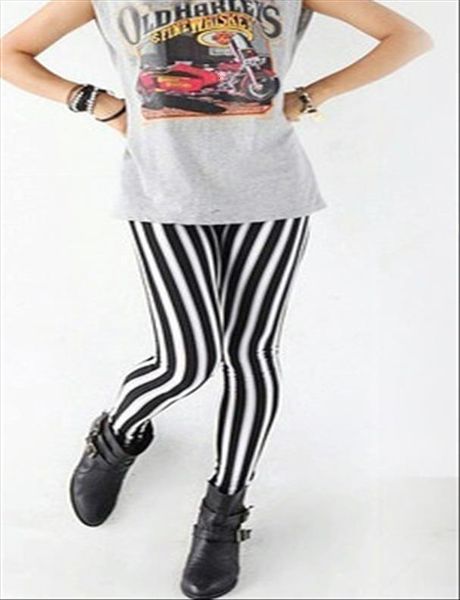 fashion skinny chic look women pants vertical leggings black and white spandex zebra stripe lovely, Black;white
fashion skinny chic look women pants vertical leggings black and white spandex zebra stripe lovely, Black;white