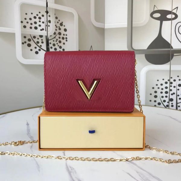 2021 delivery new women's bag european and american fashion messenger bag pu15 hardware buckle / large discount box
2021 delivery new women's bag european and american fashion messenger bag pu15 hardware buckle / large discount box