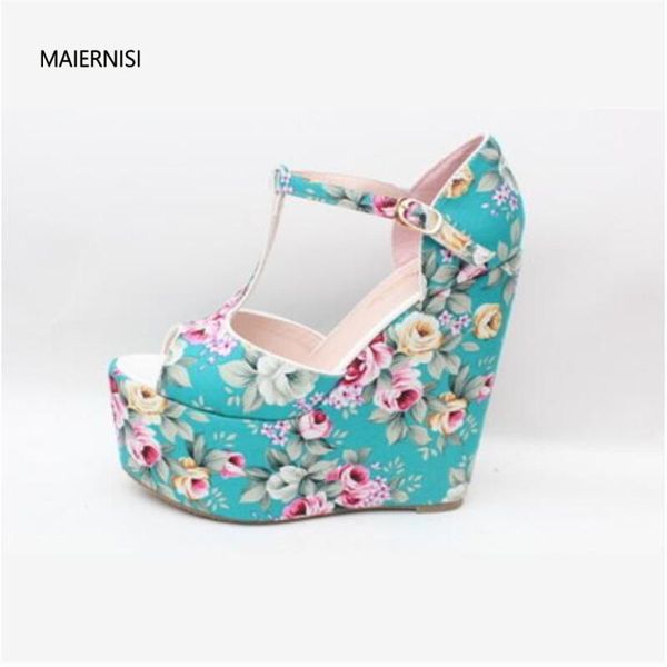 new pattern women's sandals shoes woman lace bride shoes model walking show superior quality 15cm wedges 34-42 43 maiernisi, Black
new pattern women's sandals shoes woman lace bride shoes model walking show superior quality 15cm wedges 34-42 43 maiernisi, Black
