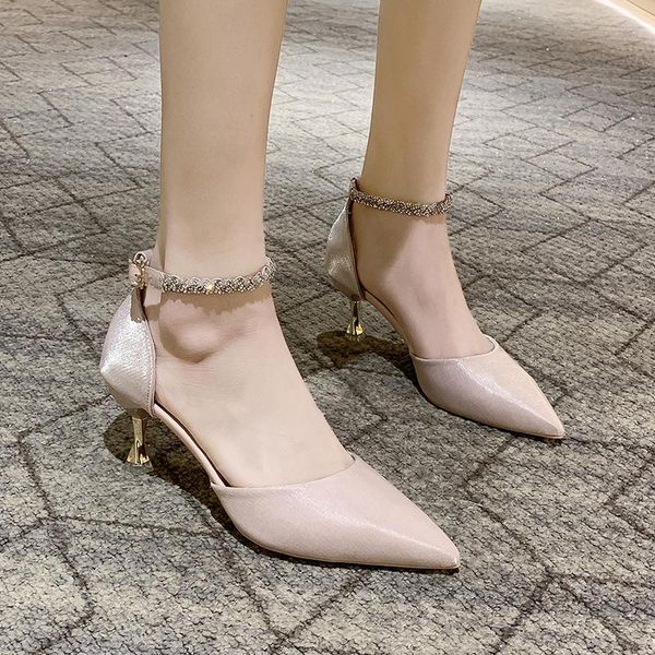 dress shoes women high heels single spring 2021 fashion ankle buckle wild pointy skin inside light sandals woman u28-43, Black
dress shoes women high heels single spring 2021 fashion ankle buckle wild pointy skin inside light sandals woman u28-43, Black