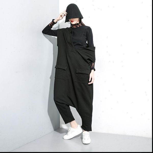 2021 fashion new solid color short sleeved sweater jumpsuit personality thickening casual pants 19b a539 drop shipping good quality, Black;white
2021 fashion new solid color short sleeved sweater jumpsuit personality thickening casual pants 19b a539 drop shipping good quality, Black;white