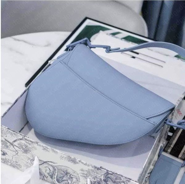 saddle luxury designer bag handbags leather shoulder strap wallet metal pendant women's crossbodybag cowhide handbag
saddle luxury designer bag handbags leather shoulder strap wallet metal pendant women's crossbodybag cowhide handbag