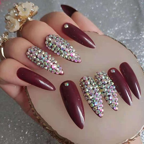 false nails 24pcs extra long pointed oval nail slender crystal diamond wine red flash, Red;gold
false nails 24pcs extra long pointed oval nail slender crystal diamond wine red flash, Red;gold