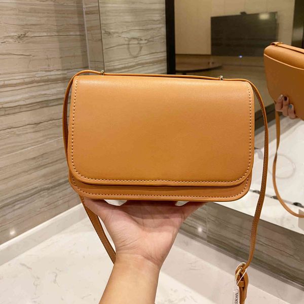 factory outlet design bag 2021 new fashion student one shoulder messenger simple texture small square bag female
factory outlet design bag 2021 new fashion student one shoulder messenger simple texture small square bag female