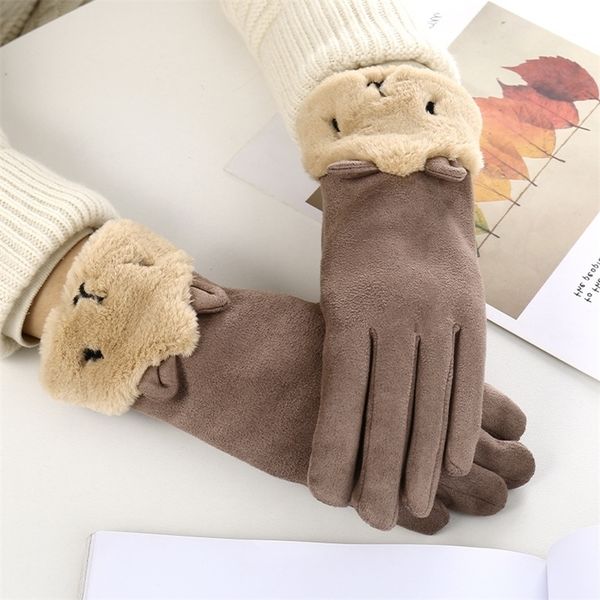deerskin velvet touch screen gloves female winter thickened warm plush student cute cartoon outdoor riding, Black
deerskin velvet touch screen gloves female winter thickened warm plush student cute cartoon outdoor riding, Black