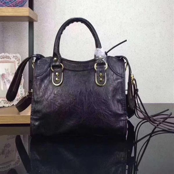 classic vintage bag chain rivets mini bags lady real city handle shoulder medium rivet bag solid leather vintage motorcycle tassel mmwq
classic vintage bag chain rivets mini bags lady real city handle shoulder medium rivet bag solid leather vintage motorcycle tassel mmwq